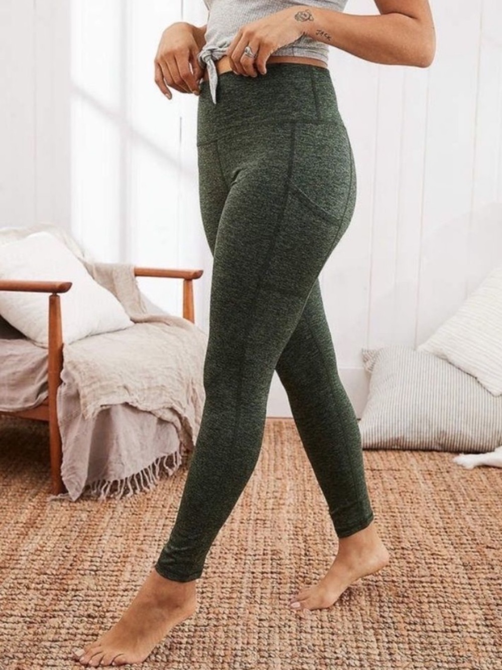 OFFLINE By Aerie Heather Green The Hugger High Waisted Pocket Legging Sz Small